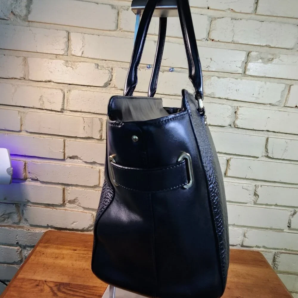 Euc Coach Blake Carryall Black Leather Shoulder Bag Purse